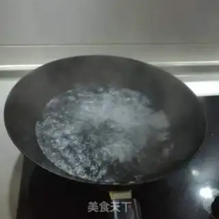 Make Burn the tail of a pig step 4