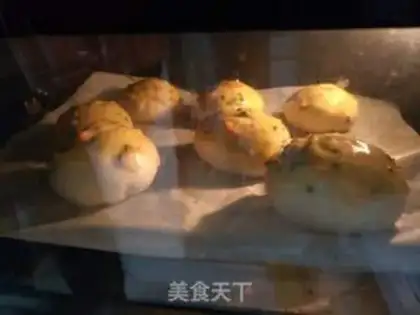 Make Mexican pine buns step 9