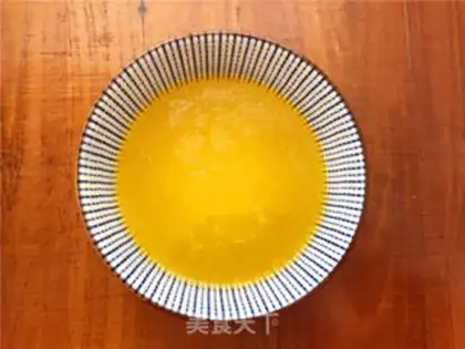 Make Lemon Madeline doughnuts step 6