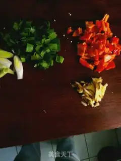 Make Red-fried fish step 1