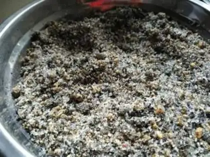 Make Spicy sesame peanut soup step 12