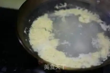 Make Cream shrimp omelet soup step 2