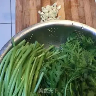 Make Garlic choreography step 0