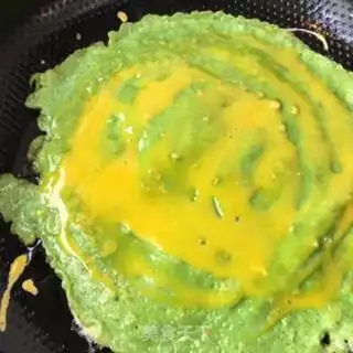 Make A veggie roll for the jade pancakes step 18