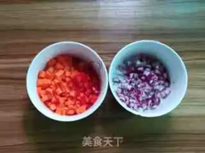 Make Five eggs of fried rice step 2