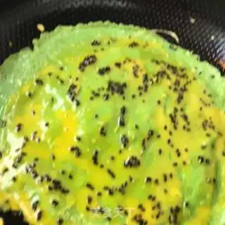 Make A veggie roll for the jade pancakes step 20