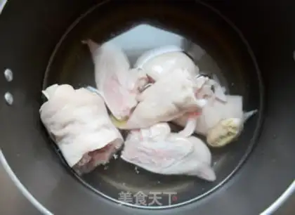 Make Roasted pig hoof step 0