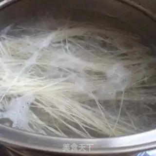 Make Sour noodles step 1