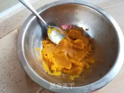 Make Coconut pumpkin pie step 0
