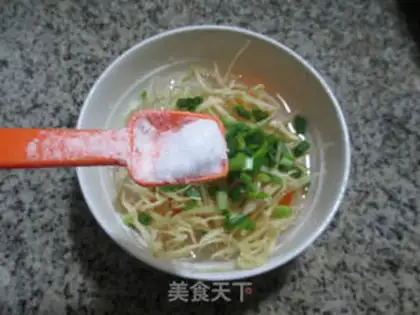 Make Silver fish, fried duck eggs step 3