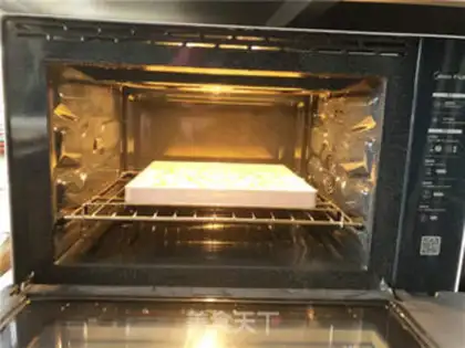 Make Onion pine rolls step 14