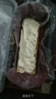 Make White rolls of red velvet step 11