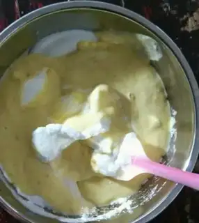 Make Banana cupcakes step 10