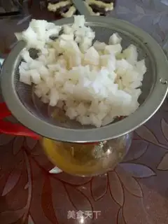 Make A white radish honey water step 6