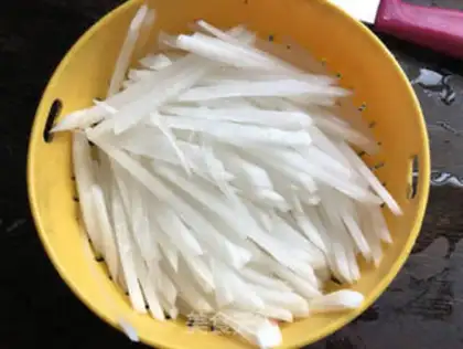Make Scum and radish step 1