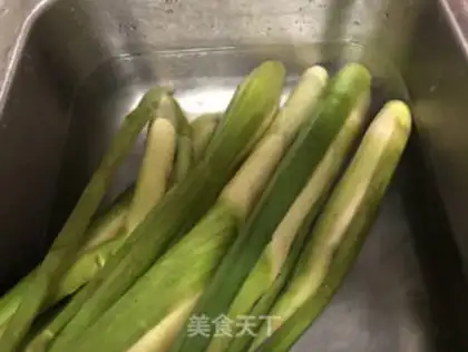 Make The soybeans are fried step 0