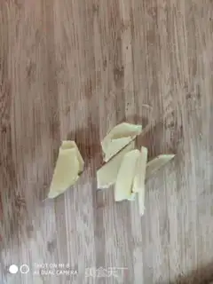 Make Yellow chicken step 2