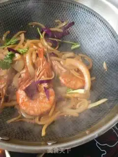 Make White onions for shrimp step 11