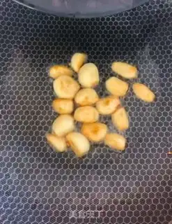 Make Garlic beer chicken wings step 2
