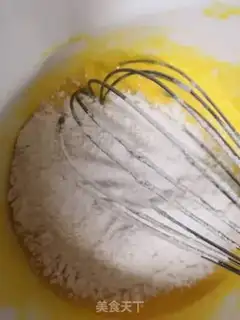 Make Yogurt cotton cake step 3