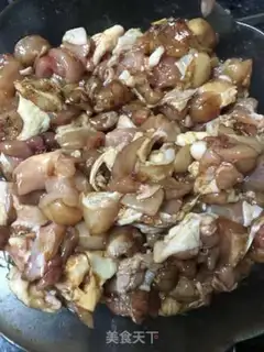 Make Sichuan chili chicken step 0