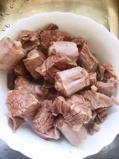 Make Red beef noodles step 0