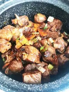 Make Red beef noodles step 1