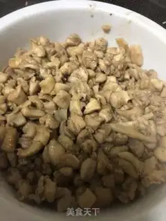 Make Sichuan chili chicken step 2