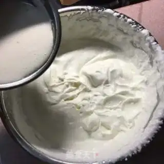 Make Mickey Cake step 5