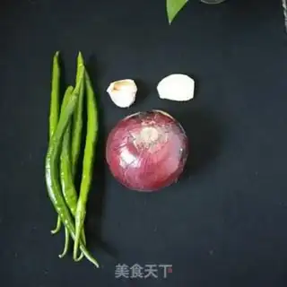 Make Onion fried meat step 0