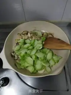 Make Twin mushrooms, fried foff step 6