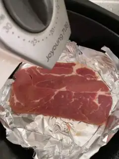 Make Black pepper and fried steak step 0