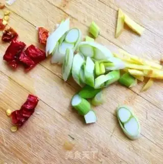 Make Clear the green bean bud step 0