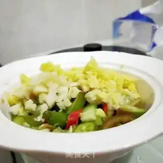 Make Spicy bean horn buns step 5