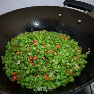 Make Spicy bean horn buns step 7