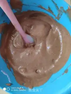 Make Strawberry naked cake step 9