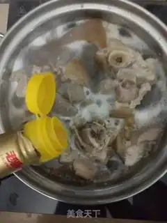 Make Roasted pig hoof step 2