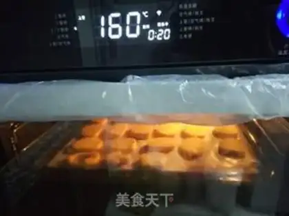 Make Creamed yolk cookies step 6