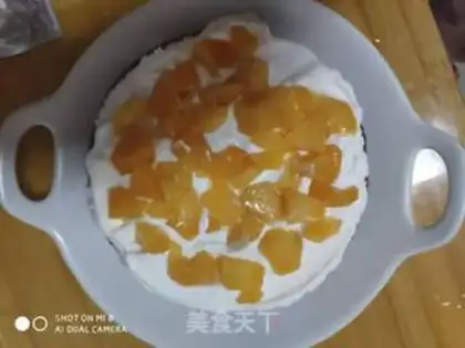 Make Strawberry naked cake step 15