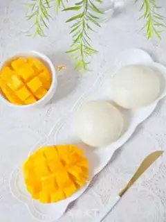 Make Spicy bean horn buns step 16