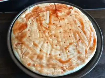 Make Vegetable ham pizza step 2