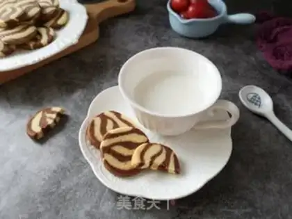 Make Zebra cookies step 13