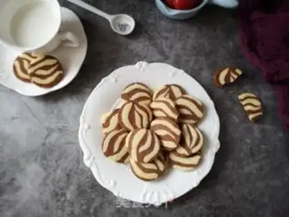 Make Zebra cookies step 14