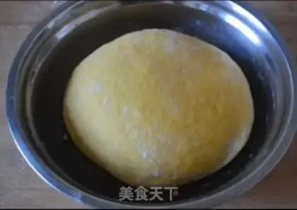 Make Pumpkin buns step 3