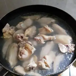Make Red chicken wings step 2