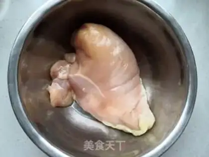 Make Spicy chicken silk step 0