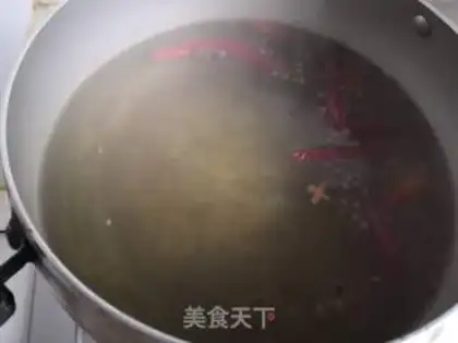 Make Spicy chicken silk step 1