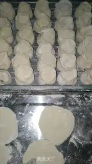 Make Big cabbage mushroom dumplings step 11
