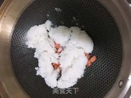 Make Soy sauce, fried rice step 1