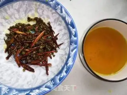 Make Spicy chicken silk step 6